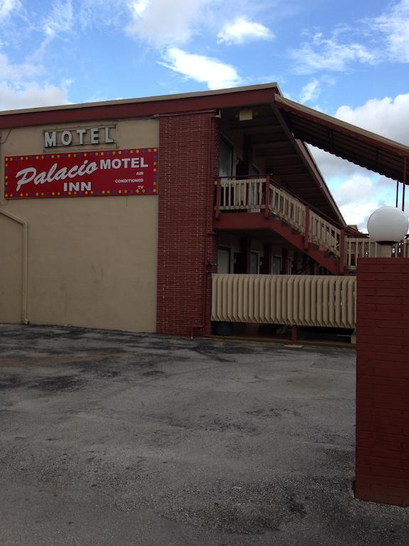 Palacio Inn Motel Miami Springs Bagian luar foto